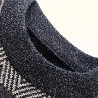 Luc – moderne strikket herresweater med mønster