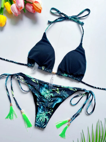 Layla-printet trekantet bandagebikini
