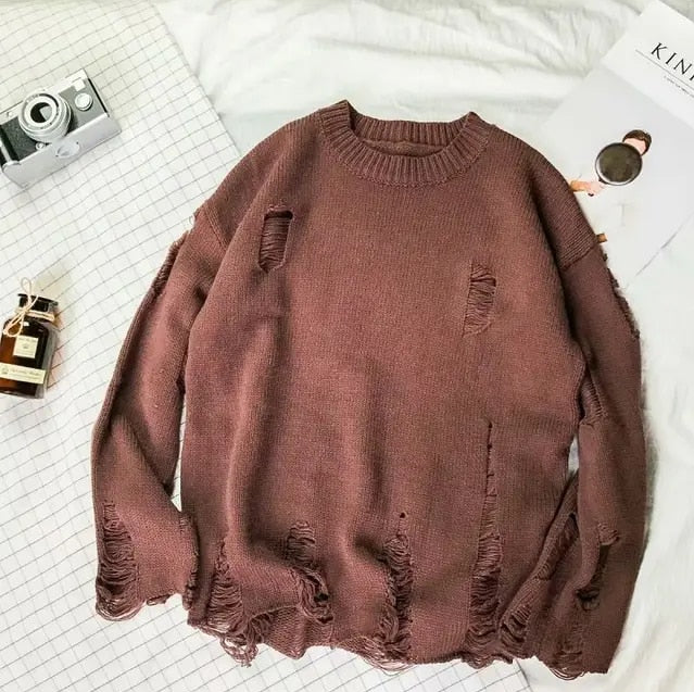 James - sweater med huller