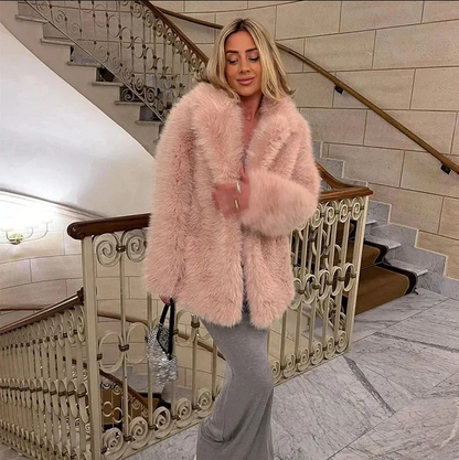 Ivankav - luksuriøs blød faux fur-jakke til kvinder