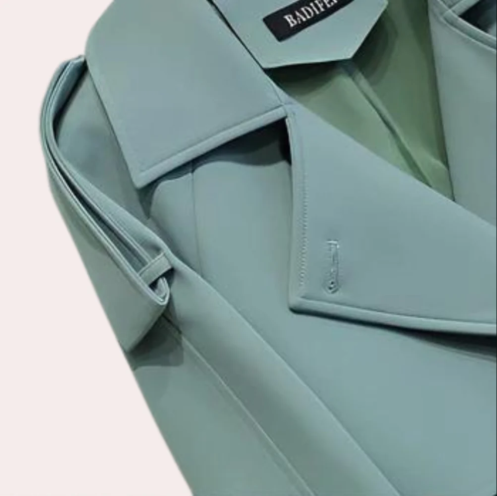 Ivana - elegant lang trenchcoat til kvinder