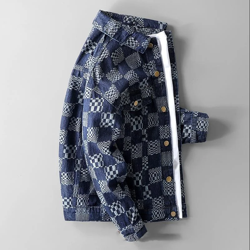 Moderigtig ternet denimjakke til mænd