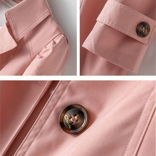 Klassisk slim-fit trenchcoat med knapstolpe til kvinder
