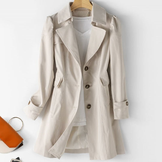 Klassisk slim-fit trenchcoat med knapstolpe til kvinder