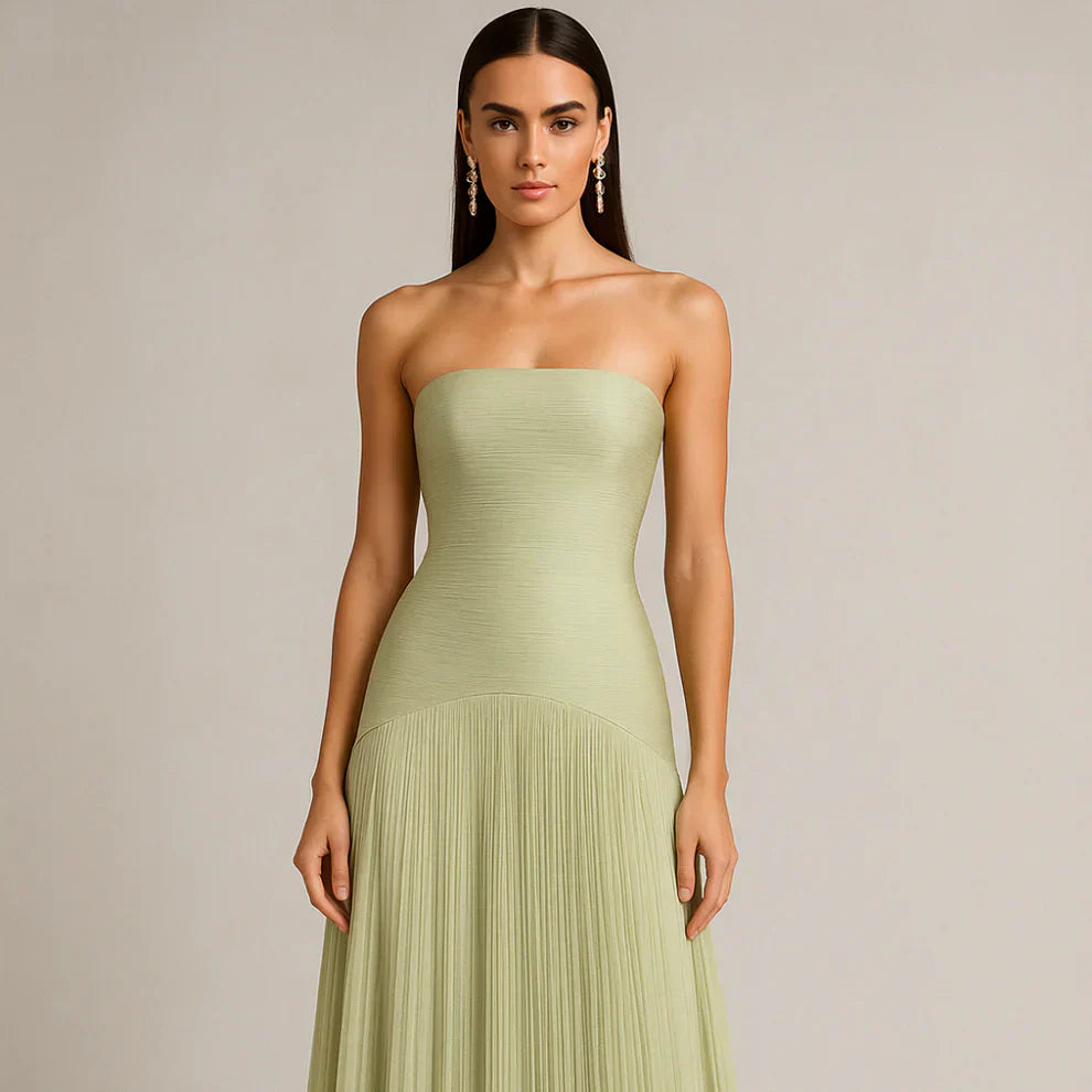 Stropløs plisseret maxikjole til kvinder