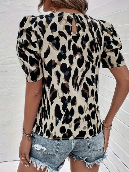 Amelia – bluse med all-over print med rund halsudskæring