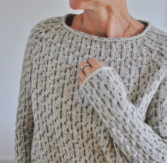 Louisa - smart grå sweater med rund hals