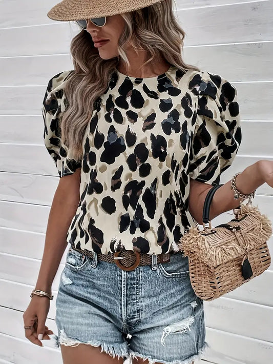 Amelia – bluse med all-over print med rund halsudskæring