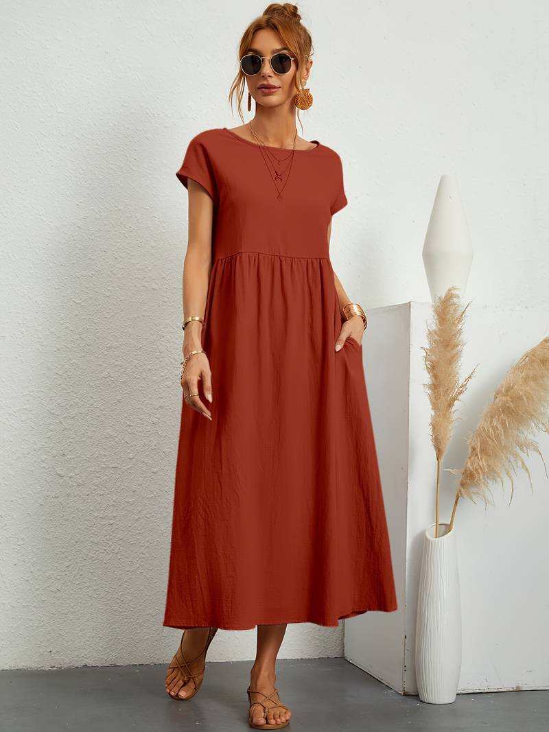 Emily – klassisk design med rund hals til forår og sommer