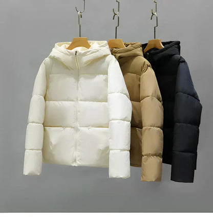 Varm vinterfrakke til kvinder 2024: elegant puffercoat-trend