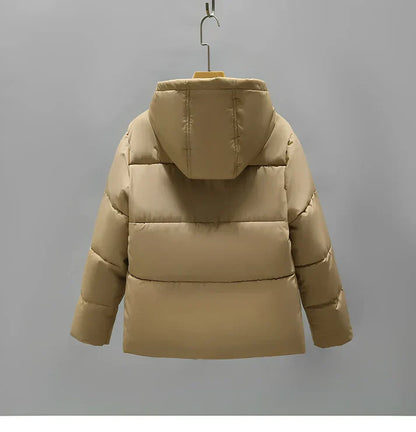 Varm vinterfrakke til kvinder 2024: elegant puffercoat-trend