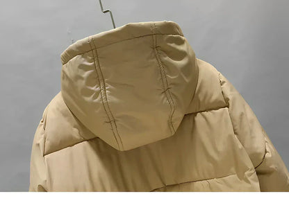 Varm vinterfrakke til kvinder 2024: elegant puffercoat-trend