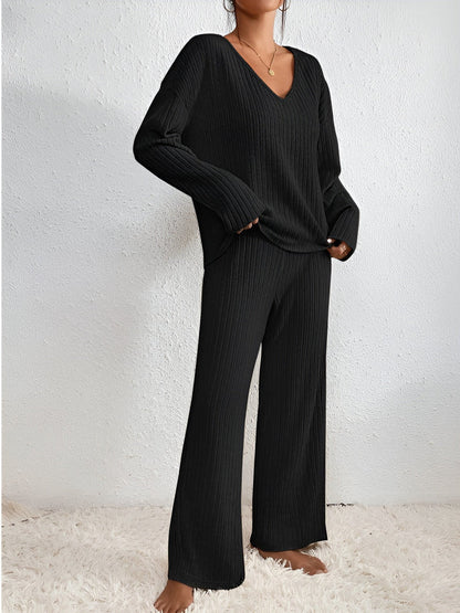 Isla – stribet pulloversæt med v-hals