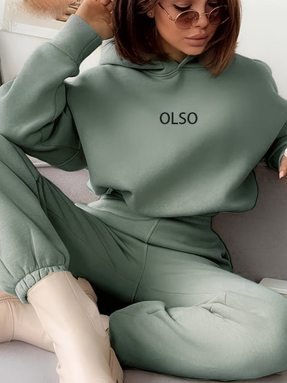 Emiziras - olso damesæt i to dele bestående af en hættetrøje og joggingbukser