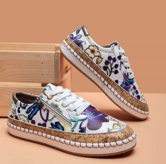 Santorin i flower sneaker trend af sæsonen