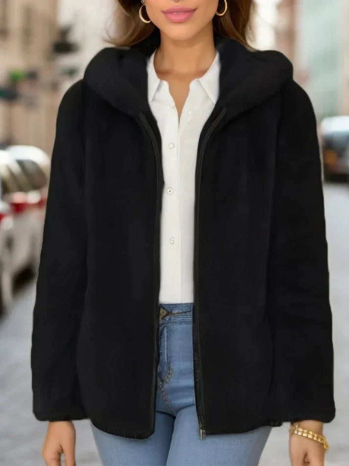 Selina – fleecetrøje med hætte og uldfor