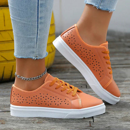 Sophia - beige sneaker med snørebånd