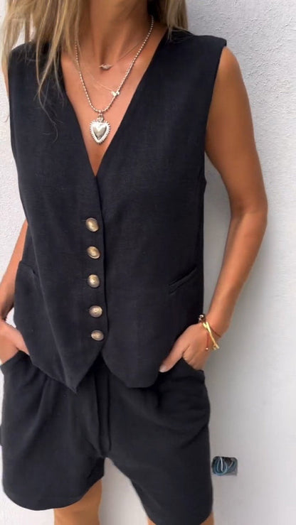Todelt -ensemble med vest