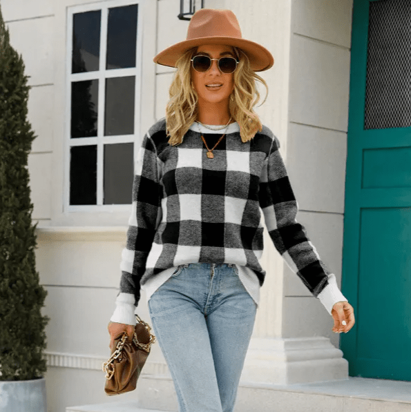 Lucia comér - ternet sweater
