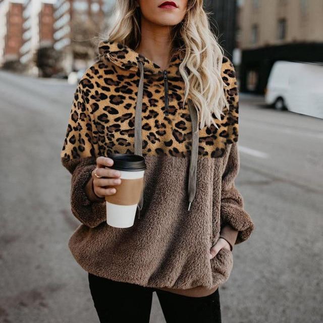 Teddy pullover - ekstrem varm og hyggelig hættetrøje med et stilfuldt leopardprint til foråret