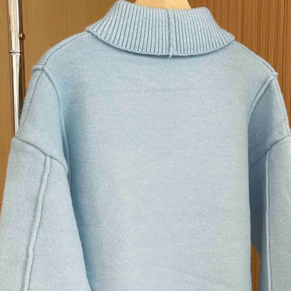 Kayla - elegant hæklet sweater til kvinder