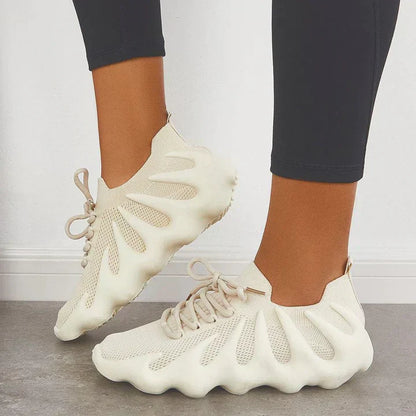 Futuristiske sneakers med åndbart design
