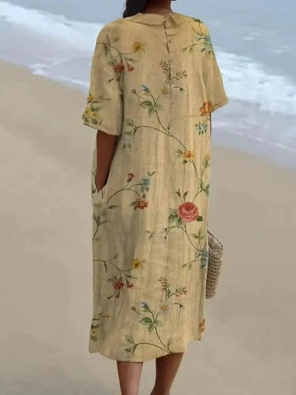 Karla - afslappet skjorte til kvinder lavet af bomuld og hør med retro blomsterprint